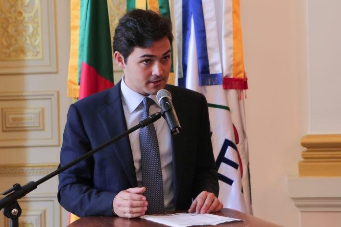 Fernando Dutra assumir&aacute; cargo em empresa privada de S&atilde;o Paulo