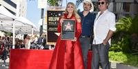 Cantora Carrie Underwood recebe estrela na Calçada da Fama de Hollywood 