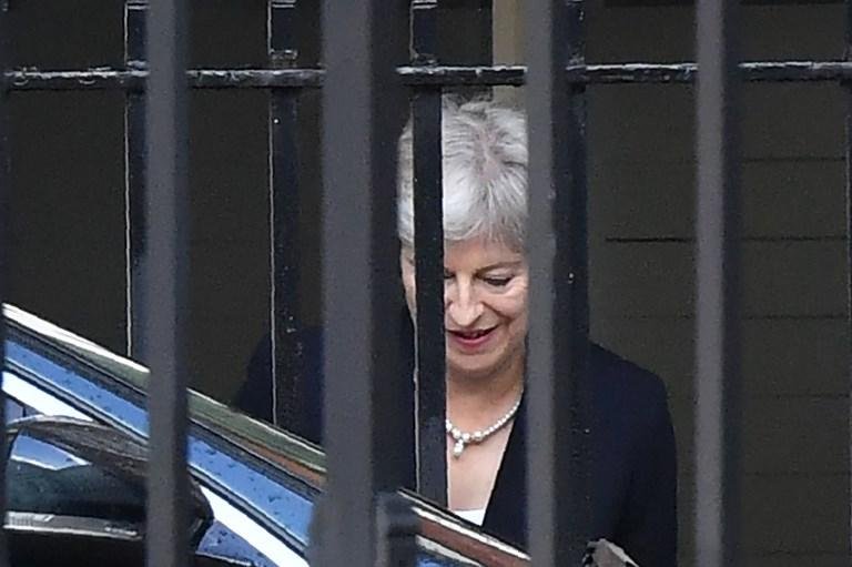Queremos respeito da UE e proposta clara no Brexit, diz May