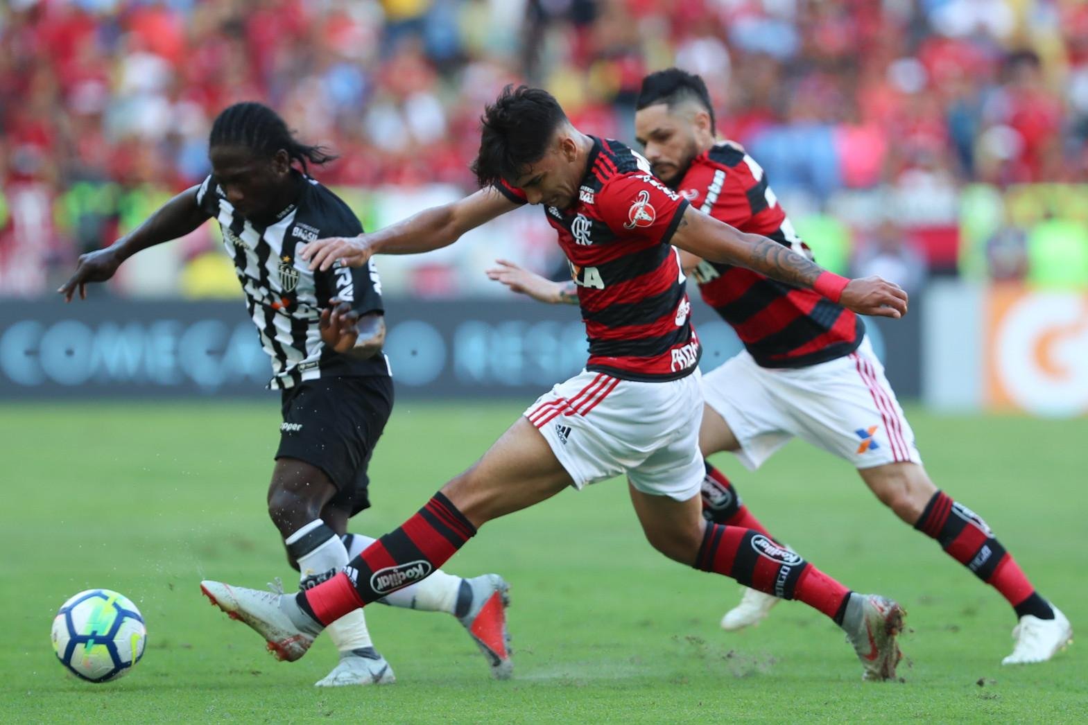 Flamengo derrotou o Atl&eacute;tico-MG neste domingo