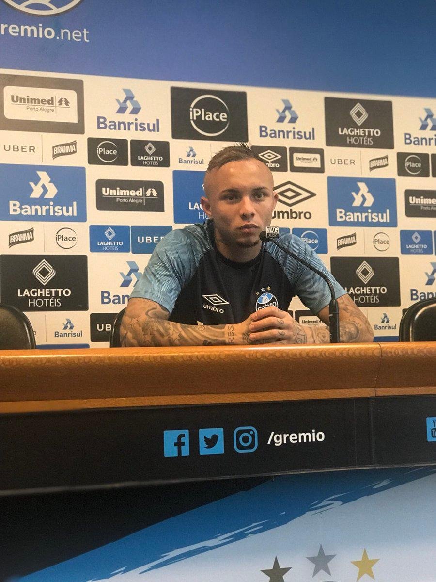 Everton concedeu entrevista coletiva