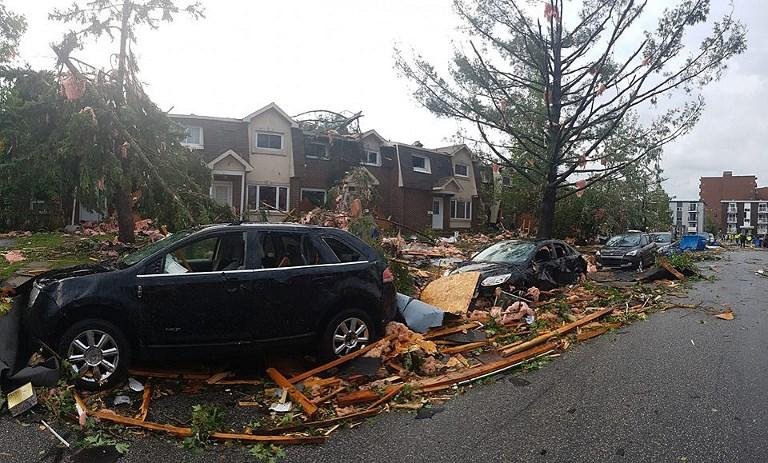 Passagem de tornado no Canad&aacute; deixa feridos e provoca falta de luz para 200 mil 