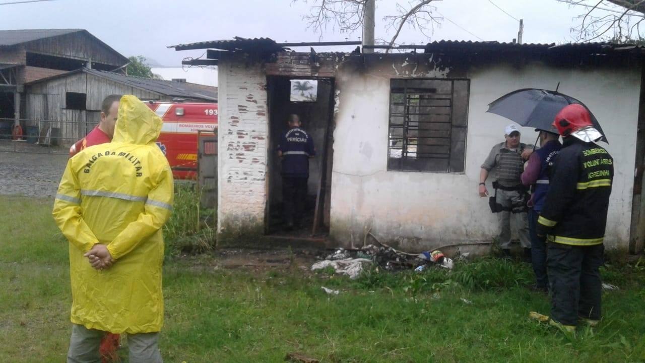 As causas do inc&ecirc;ndio ainda s&atilde;o desconhecidas