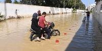 Chuvas torrenciais na Tunísia deixam 4 mortos e danos por inundações