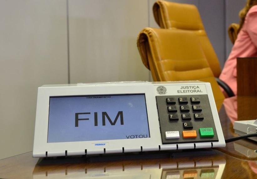 Candidato do PSL seria derrotado em todos os cen&aacute;rios do segundo turno