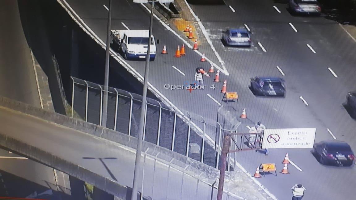 Acesso na avenida Mau&aacute; est&aacute; bloqueada para servi&ccedil;o de pavimenta&ccedil;&atilde;o asf&aacute;ltica