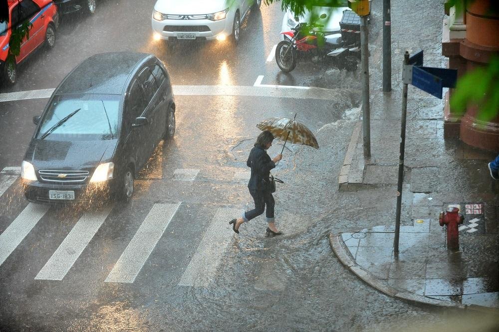 Porto Alegre ter&aacute; mais chuva nesta ter&ccedil;a-feira