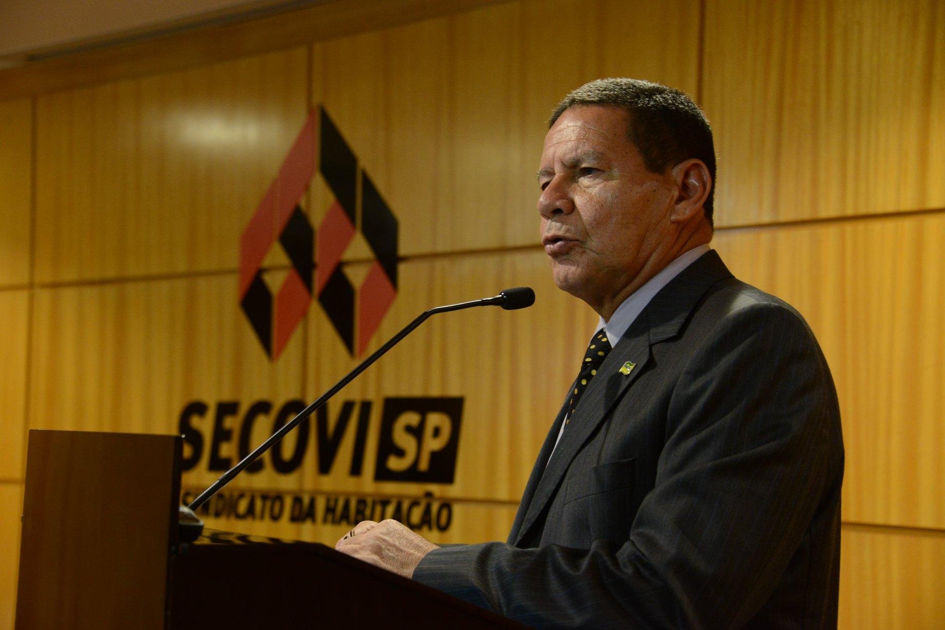 Mour&atilde;o voltou a criticar o 13&ordm; sal&aacute;rio