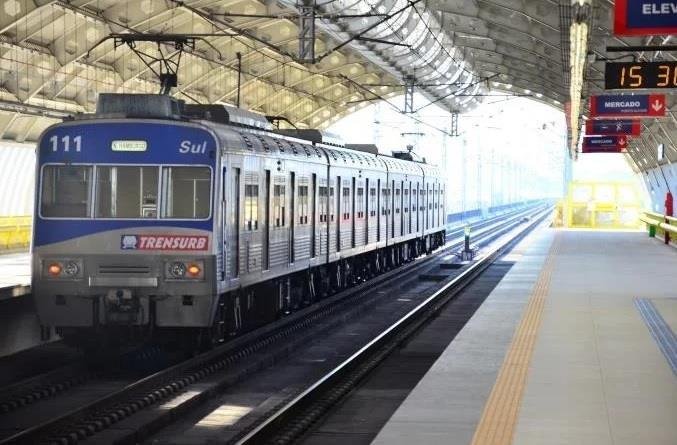 Trensurb voltou a funcionar ap&oacute;s quase uma hora