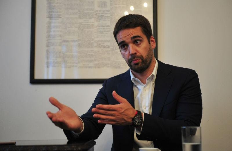 Leite ganha apoio de prefeituras para manuten&ccedil;&atilde;o das al&iacute;quotas do ICMS