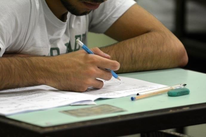 Termina nesta sexta-feira o prazo para renovar contratos do Fies