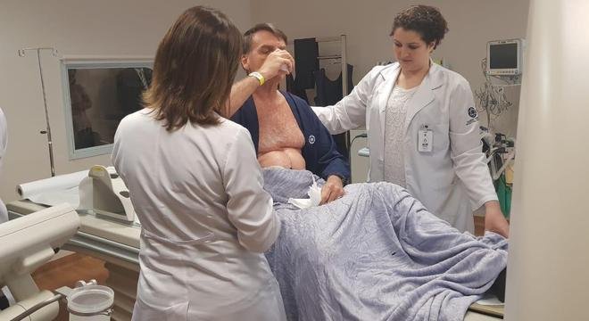 Presidente eleito passou por uma bateria de exames nesta sexta