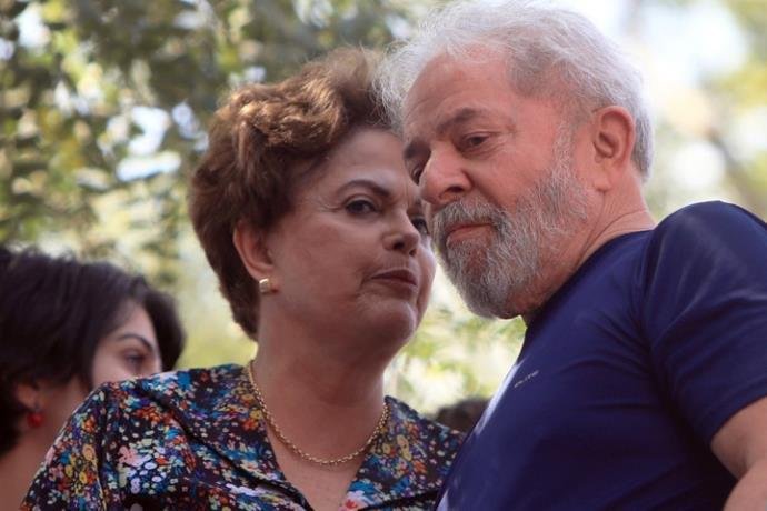 Justi&ccedil;a Federal em Bras&iacute;lia recebeu den&uacute;ncia do Minist&eacute;rio P&uacute;blico Federal contra os ex-presidentes Lula e Dilma Rousseff