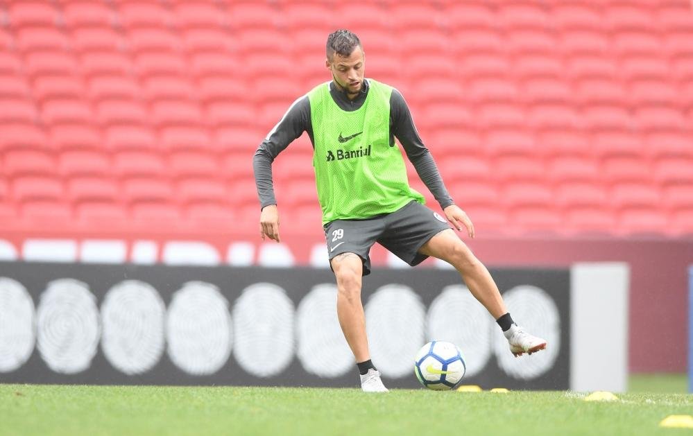 Nico L&oacute;pez deve come&ccedil;ar a partida contra o Fluminense