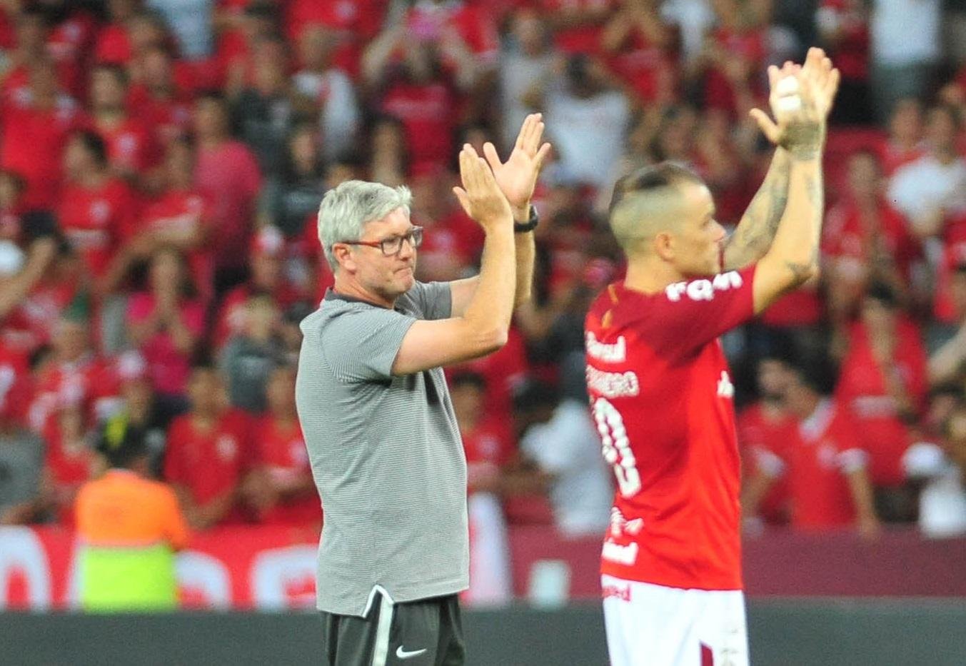 T&eacute;cnico comemorou "resgatar auto-estima e parceria do torcedor" com classifica&ccedil;&atilde;o &agrave; Libertadores