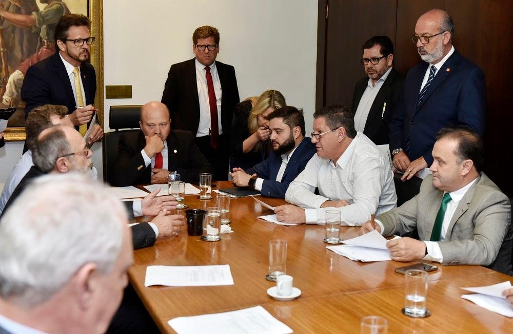 Assembleia Legislativa adia vota&ccedil;&atilde;o de pautas pol&ecirc;micas
