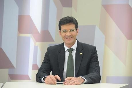 Deputado Marcelo &Aacute;lvaro foi anunciado como ministro do Turismo 