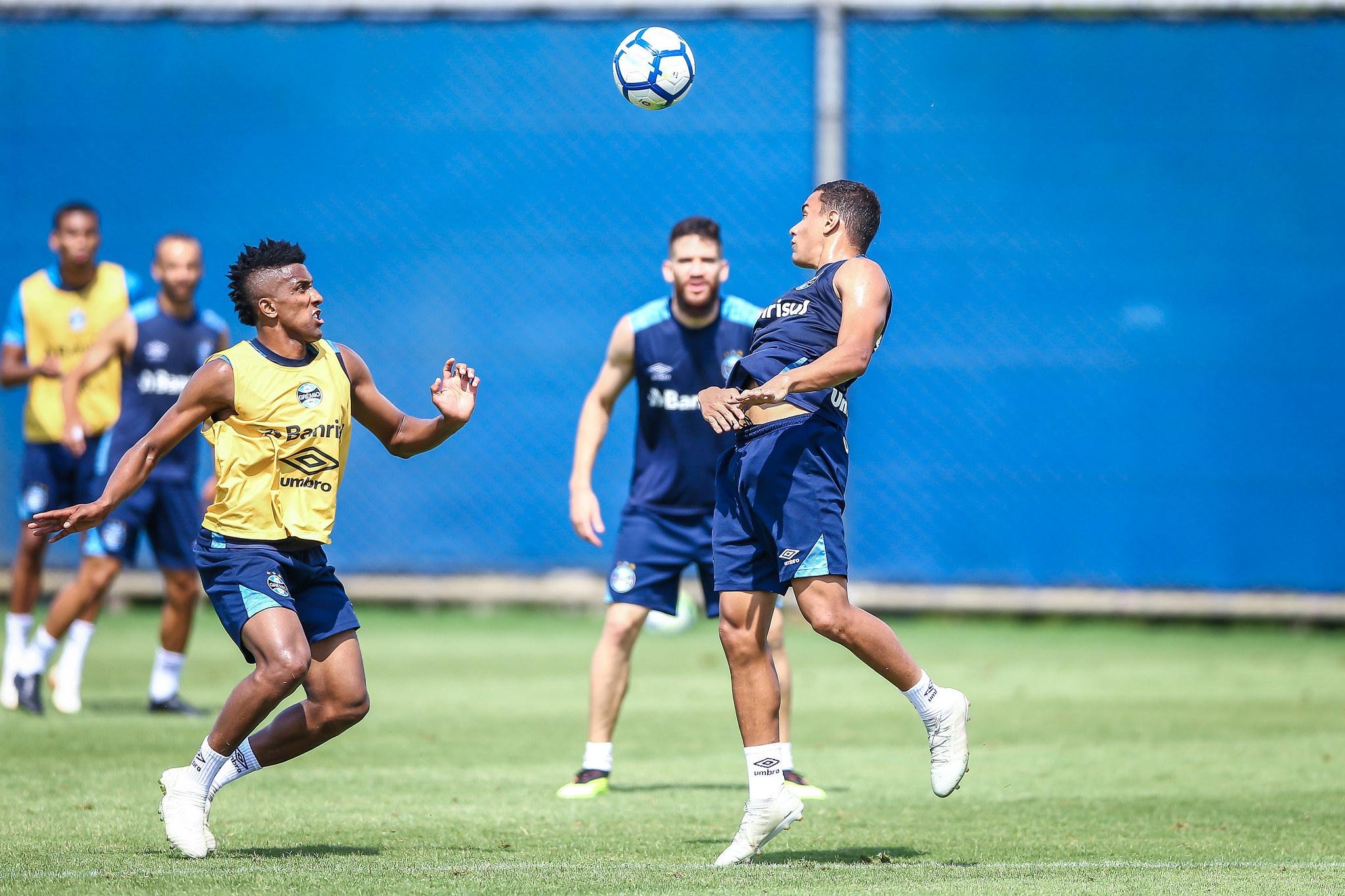 Cortez prometeu Gr&ecirc;mio focado e determinado contra o Corinthians