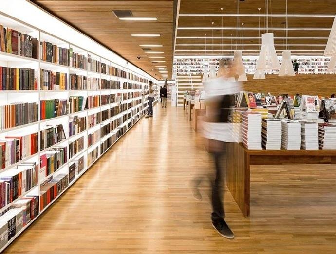 Por sobreviv&ecirc;ncia, livrarias criam o movimento #Vempralivraria