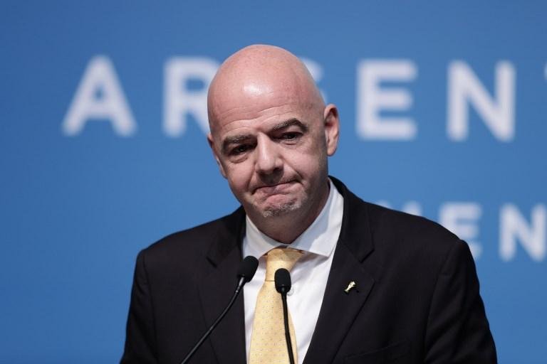 &Eacute; responsabilidade da Fifa redistribuir a receita, disse Infantino