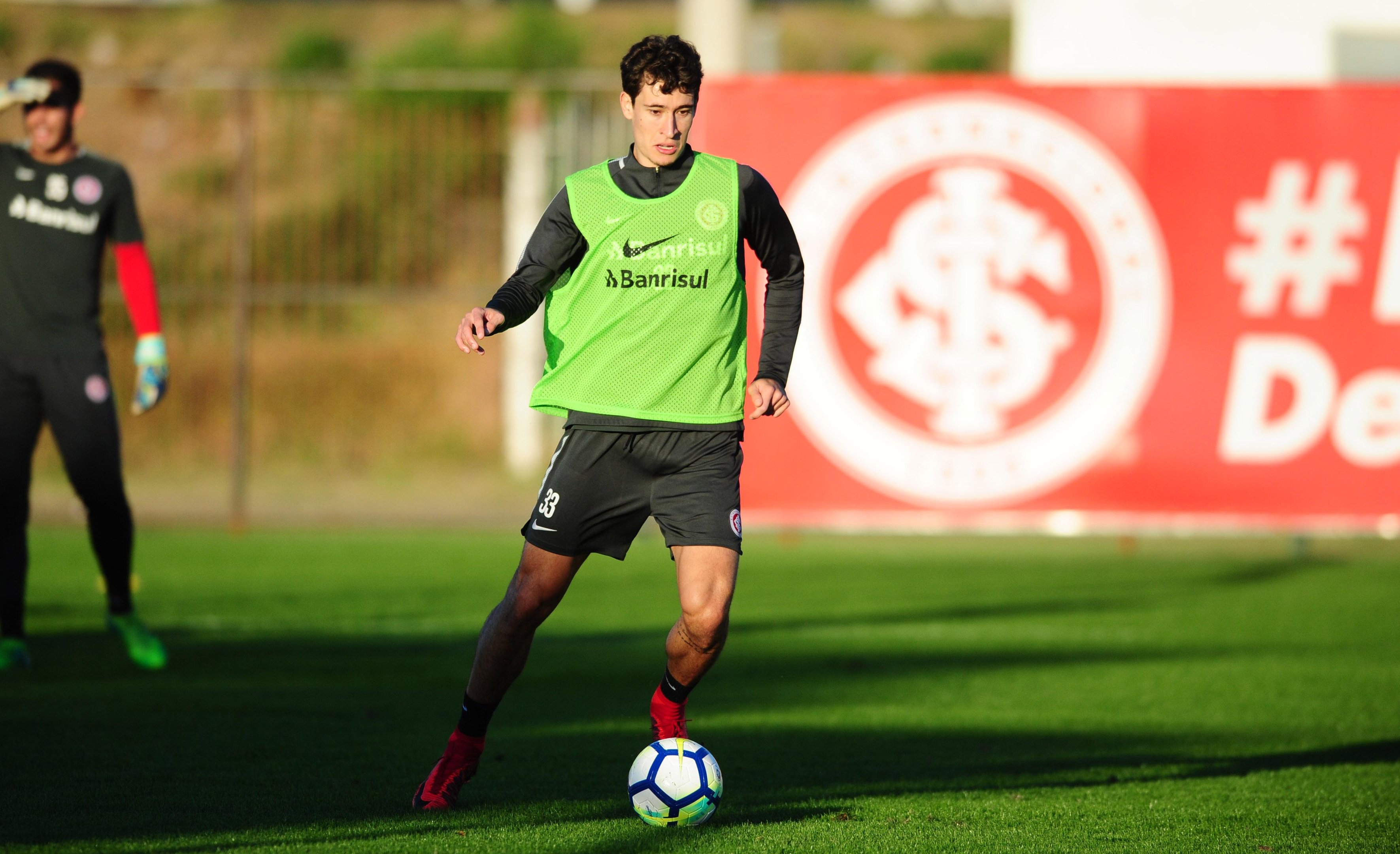Rodrigo Dourado estaria na mira do Milan 