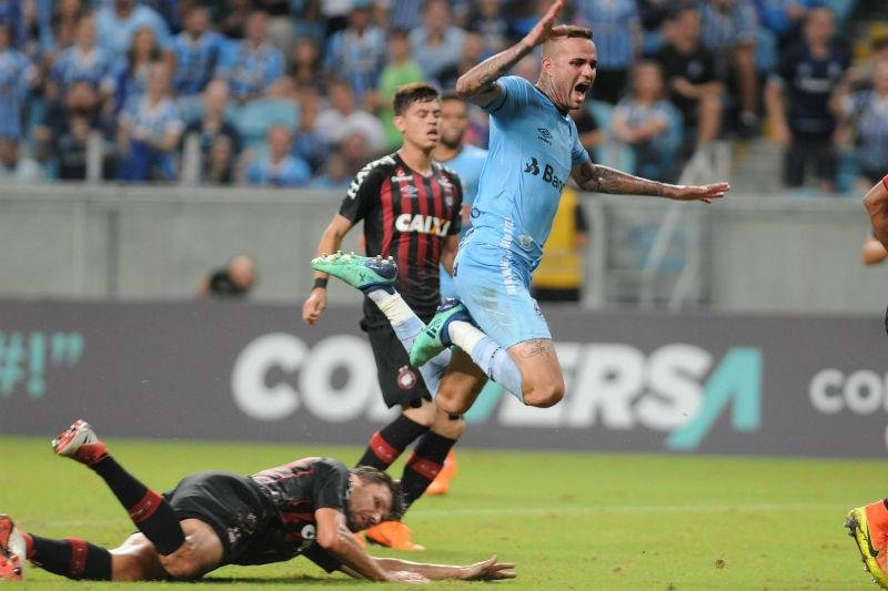 Gr&ecirc;mio deve ser ousado em contrata&ccedil;&otilde;es para setor de cria&ccedil;&atilde;o	