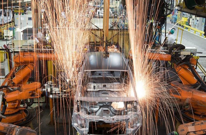 Produ&ccedil;&atilde;o industrial de apenas cinco locais dos 15 pesquisados no pa&iacute;s apresentaram resultados positivos 
