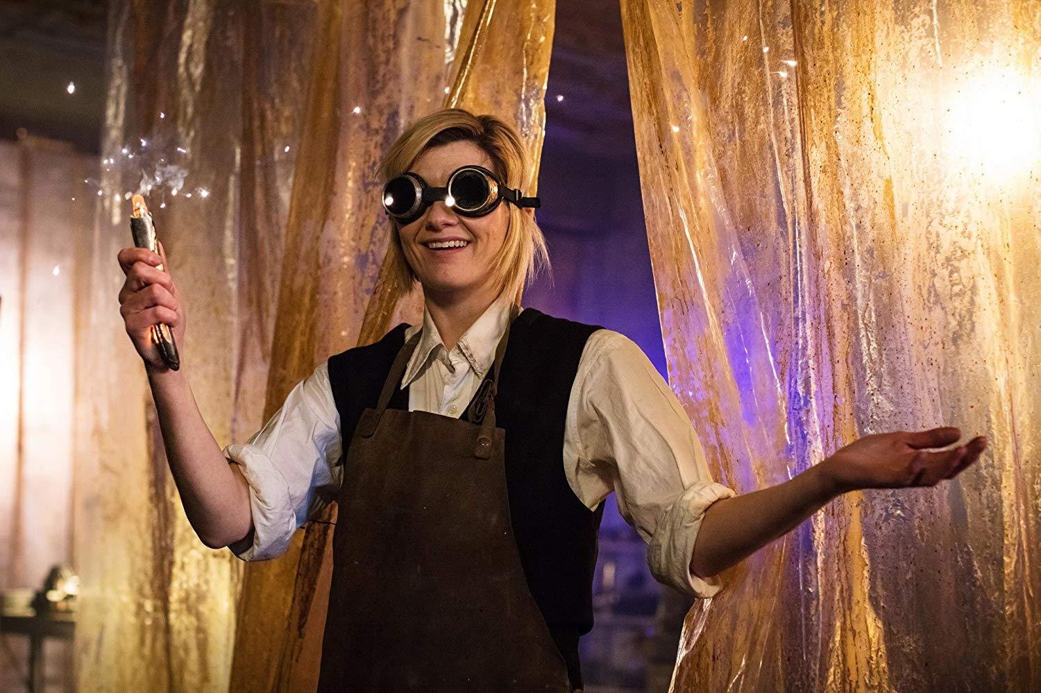 Jodie Whittaker confirma que retornar&aacute; como "Doctor Who" na 12&ordf; temporada