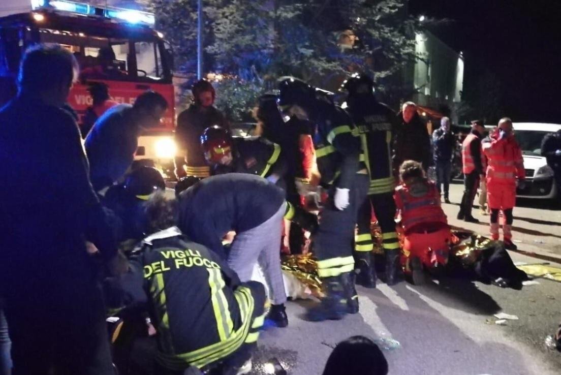 P&uacute;blico teria se assutado depois que supostamente uma pessoa disparou um spray de pimenta