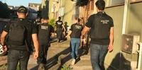Operação mira quadrilha ligada a tráfico e assassinatos em Porto Alegre 