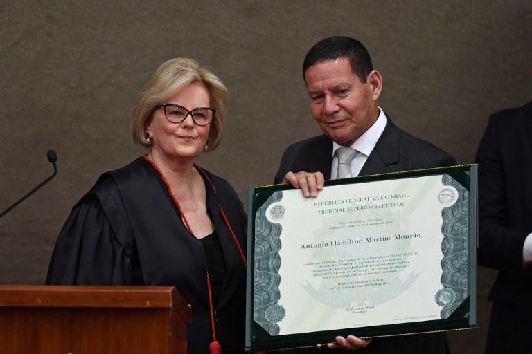 Ministra Rosa Weber participou da cerim&ocirc;nia de diploma&ccedil;&atilde;o do presidente eleito, Jair Bolsonaro, e do vice, general Hamilton Mour&atilde;o