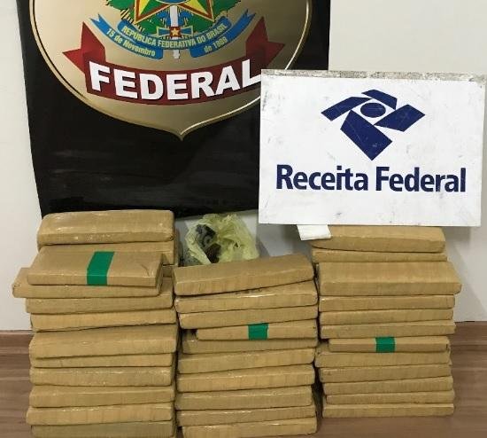 Quase 100 quilos de maconha s&atilde;o apreendidos em Santa Vit&oacute;ria do Palmar 