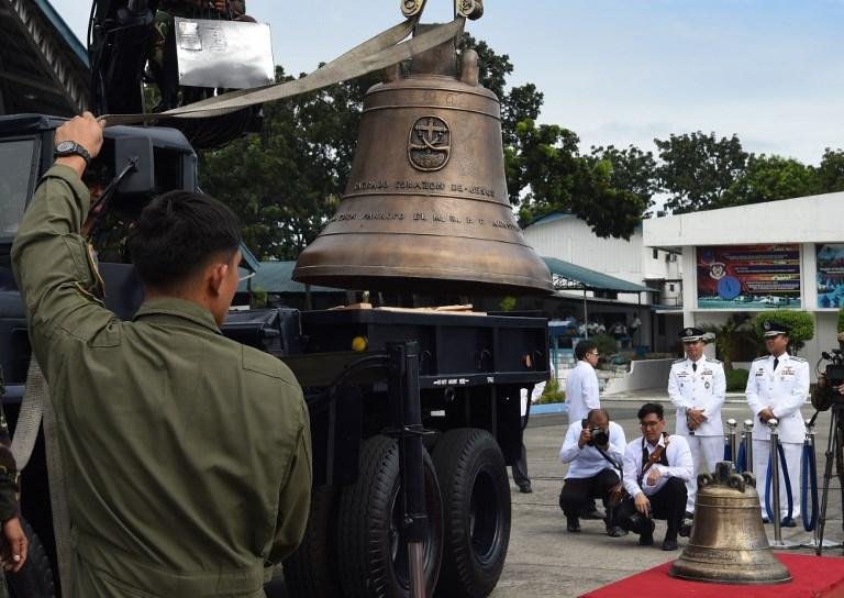 Estados Unidos devolve sinos de guerra &agrave;s Filipinas
