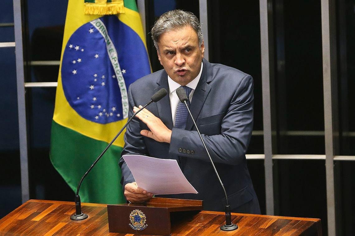 De acordo com defesa, A&eacute;cio sempre esteve disposto a prestar esclarecimentos