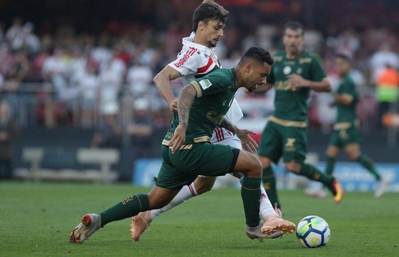 Gr&ecirc;mio tem interesse em Rodrigo Caio