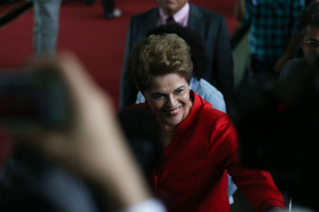Dilma faz procedimento para desobstruir art&eacute;ria do cora&ccedil;&atilde;o