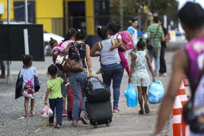 ONU prev&ecirc; 5,3 milh&otilde;es de refugiados e migrantes venezuelanos at&eacute; o final de 2019 