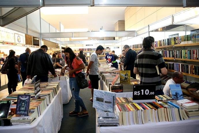 Abigraf cria grupo para reorganizar cadeia produtiva do livro