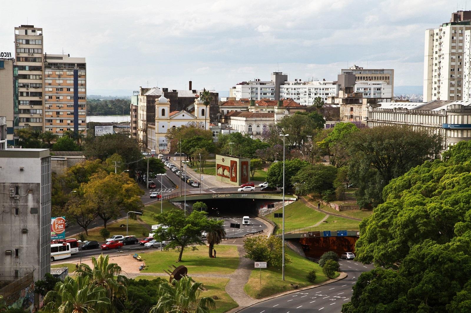 Term&ocirc;metros voltam a superar os 30&deg;C em v&aacute;rios pontos