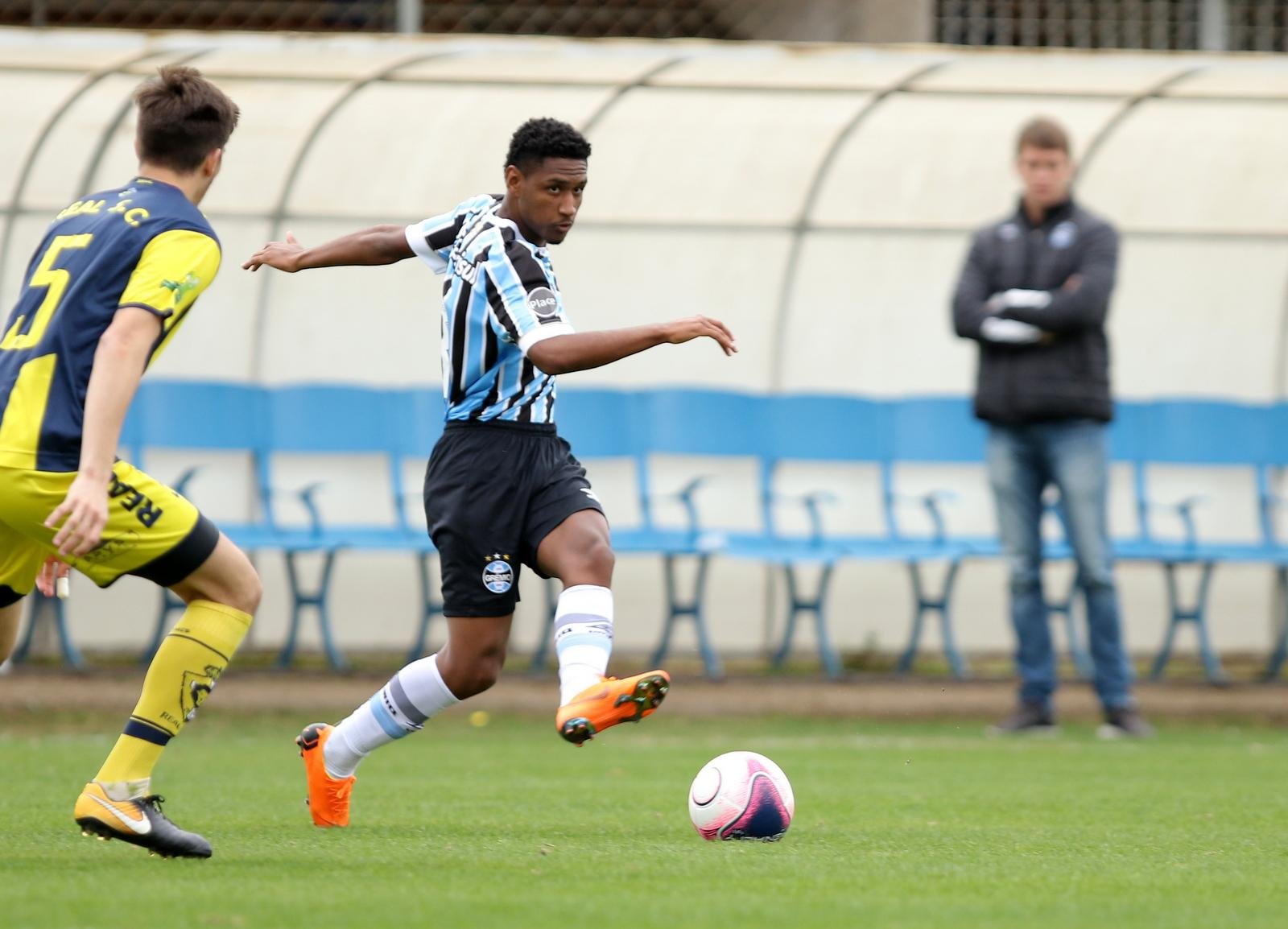 Tet&ecirc; far&aacute; parte do elenco do Gr&ecirc;mio que vai iniciar o Gauch&atilde;o