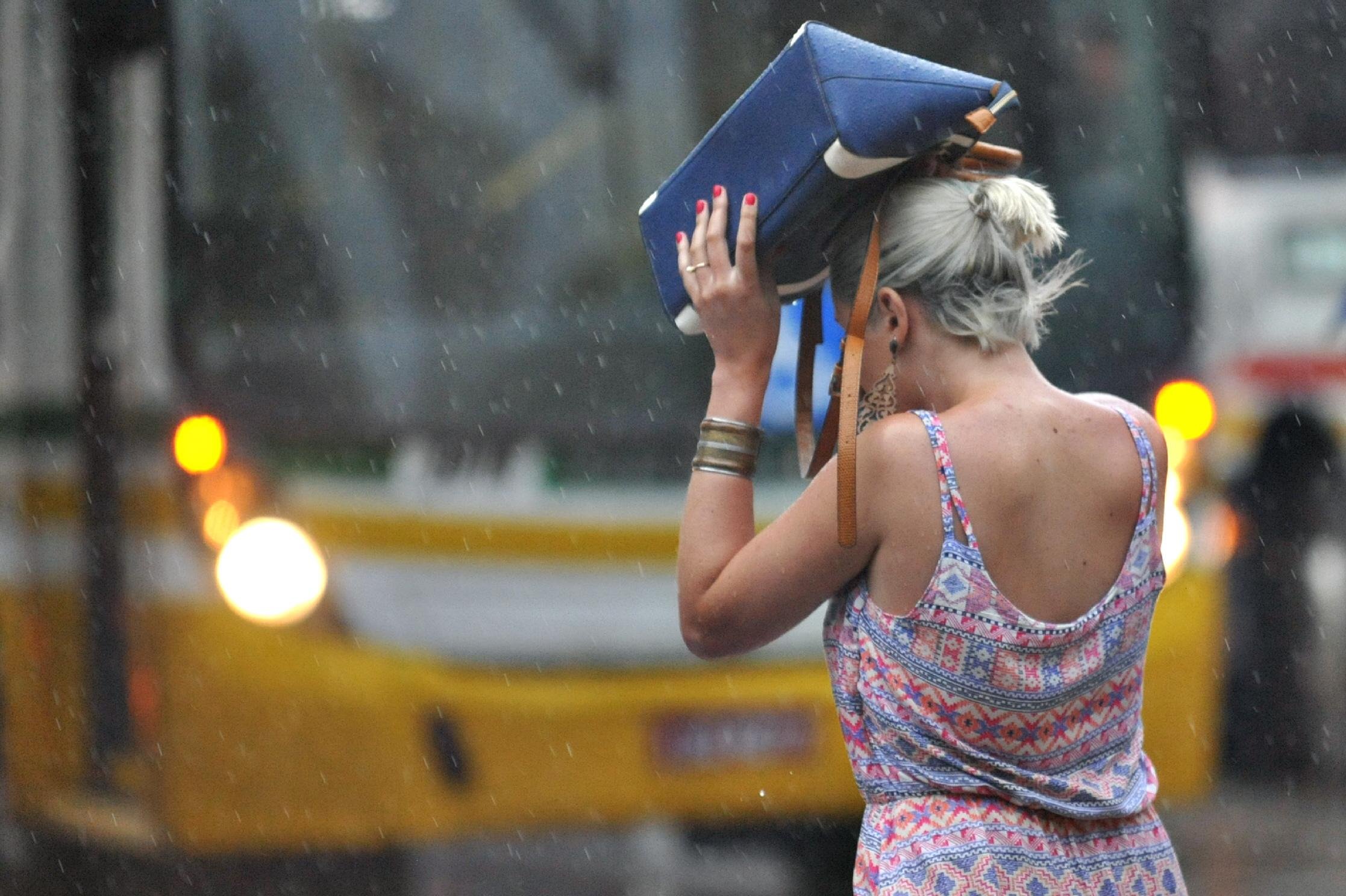 Porto Alegre ter&aacute; chuva no primeiro dia do ver&atilde;o nesta sexta