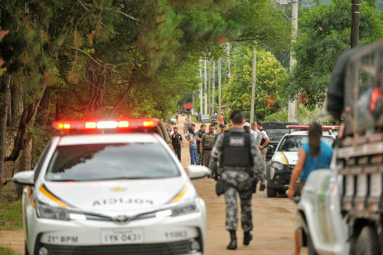 Criminosos fugiram pelos matagais da regi&atilde;o