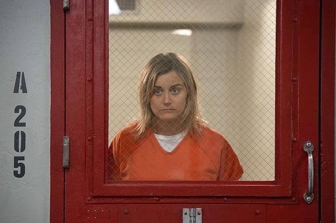 Taylor Schilling descreve sua vida como um "enorme novo cap&iacute;tulo" ap&oacute;s "Orange Is The New Black"