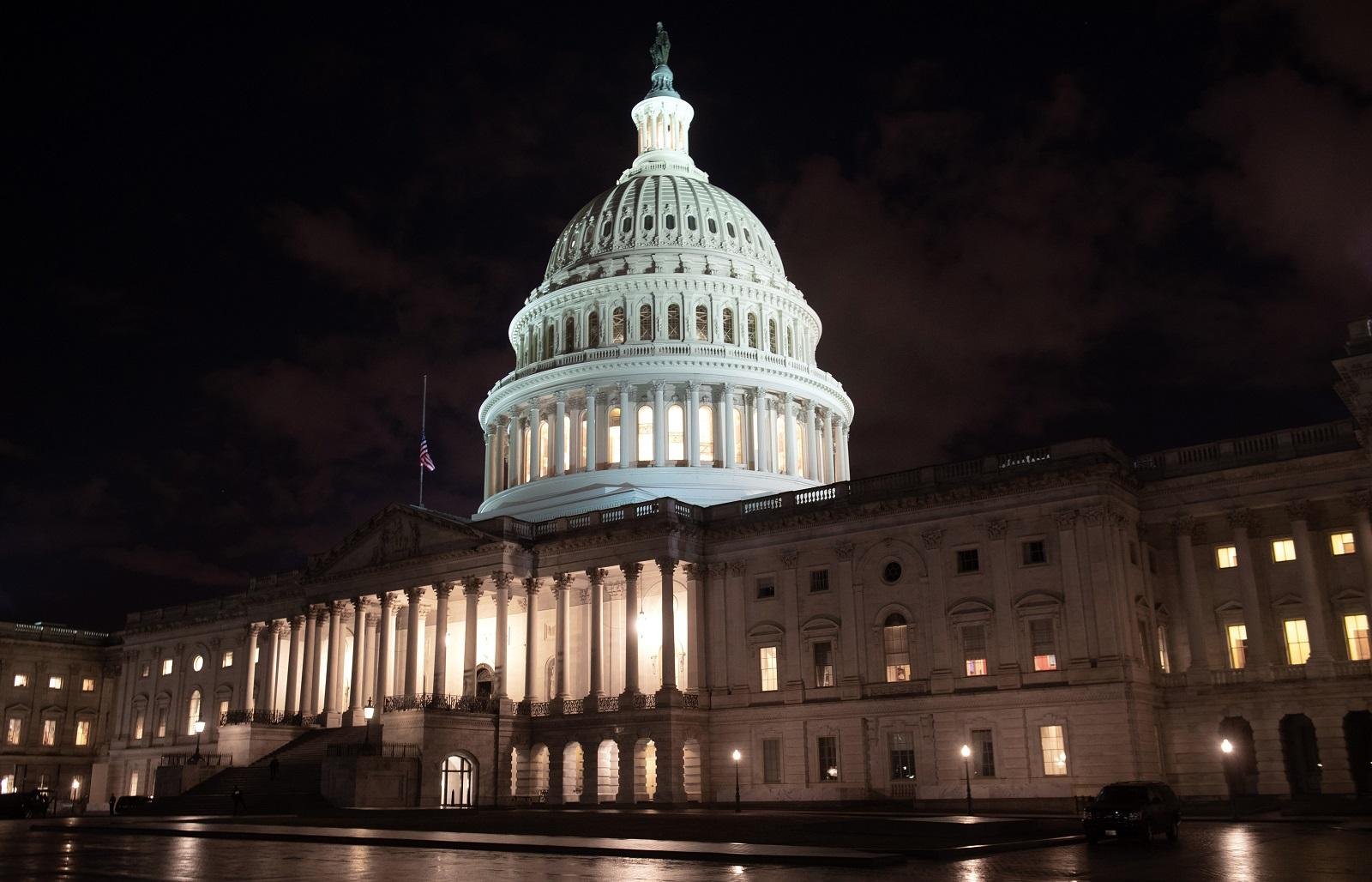 C&acirc;mara n&atilde;o conseguiu evitar o chamado "shutdown" com insist&ecirc;ncia dos republicanos