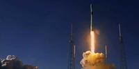 SpaceX decola com poderoso satélite GPS