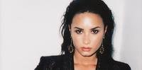 Demi Lovato faz primeira declaração após sair da reabilitação