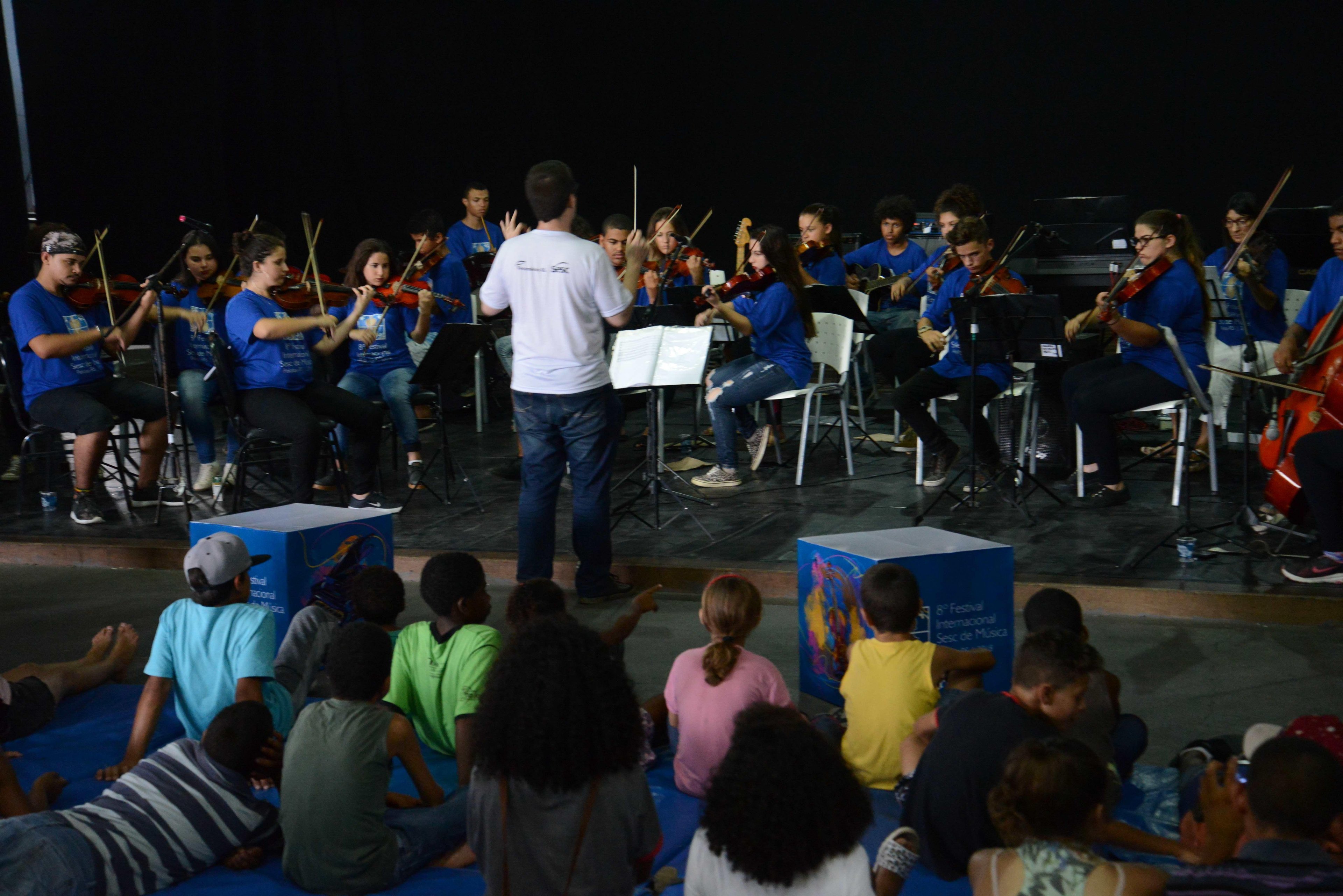 Oitava edi&ccedil;&atilde;o do festival contou com participa&ccedil;&atilde;o da Orquestra Areal, formada por jovens instrumentistas