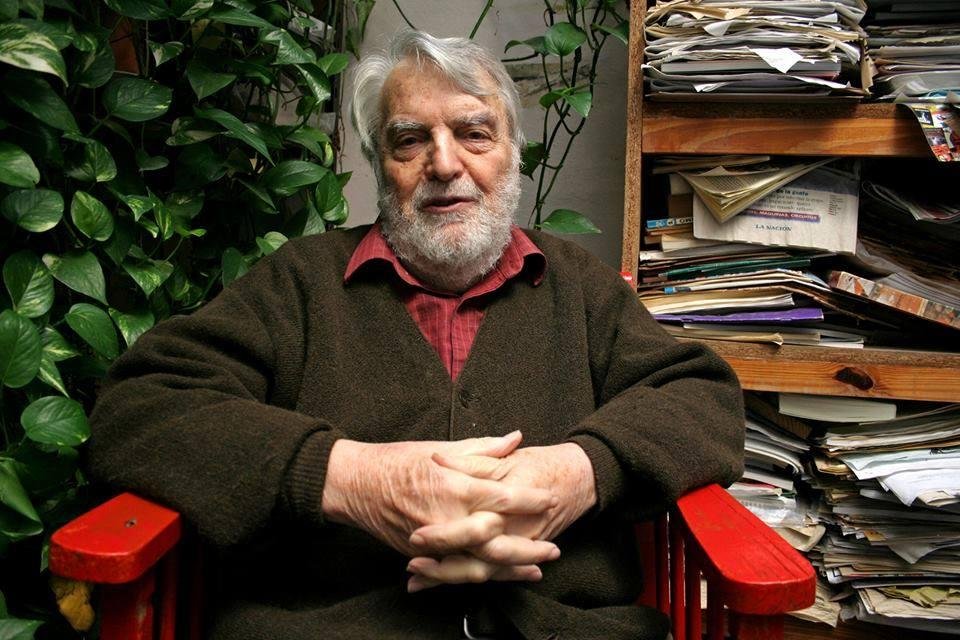 Morre o escritor e historiador argentino Osvaldo Bayer
