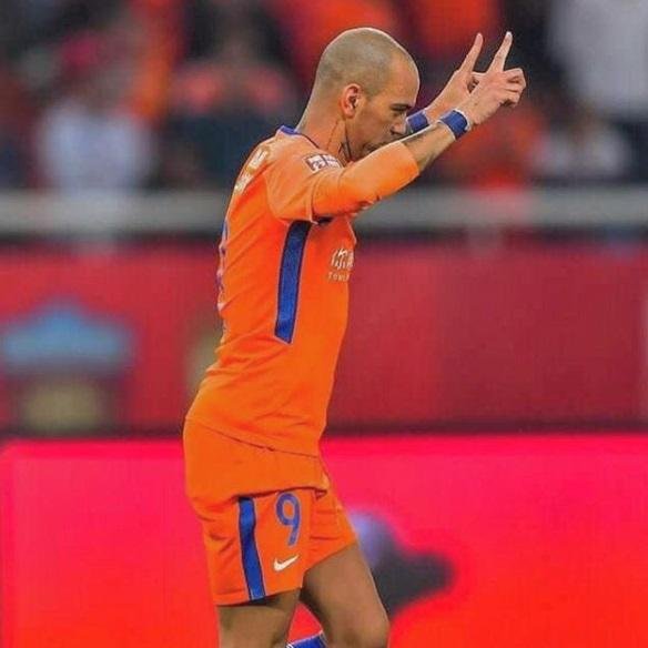 Contrato de Diego Tardelli com Shandong Luneng, da China, encerra no fim deste ano