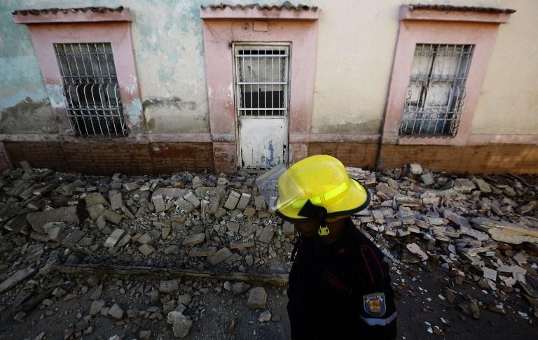 Terremoto seguido por 30 abalos secund&aacute;rios assusta Venezuela